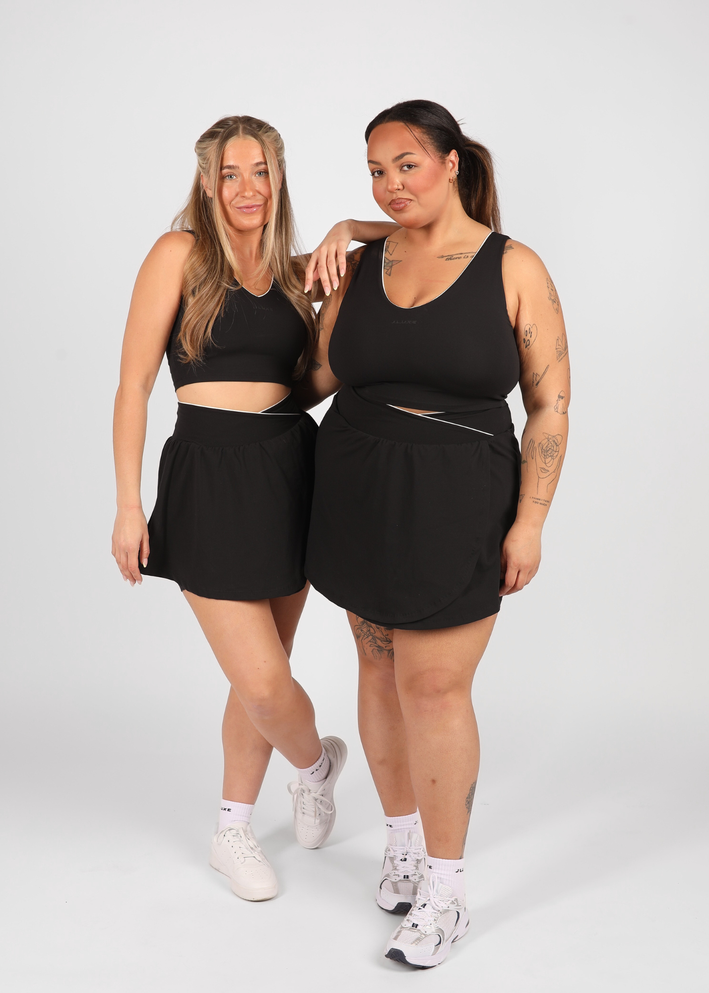 FormLuxe Black V-Neck Sculpt Bra