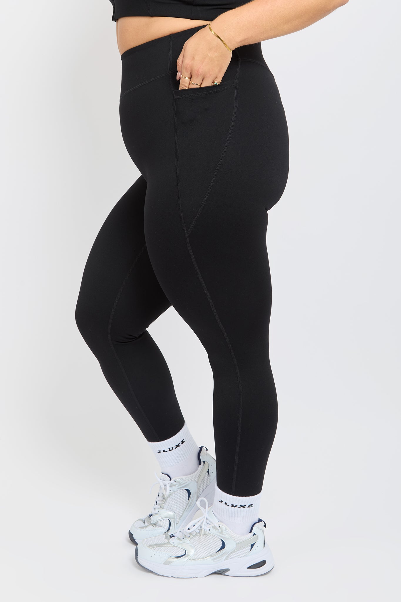 CloudLuxe Core Black Pocket Legging