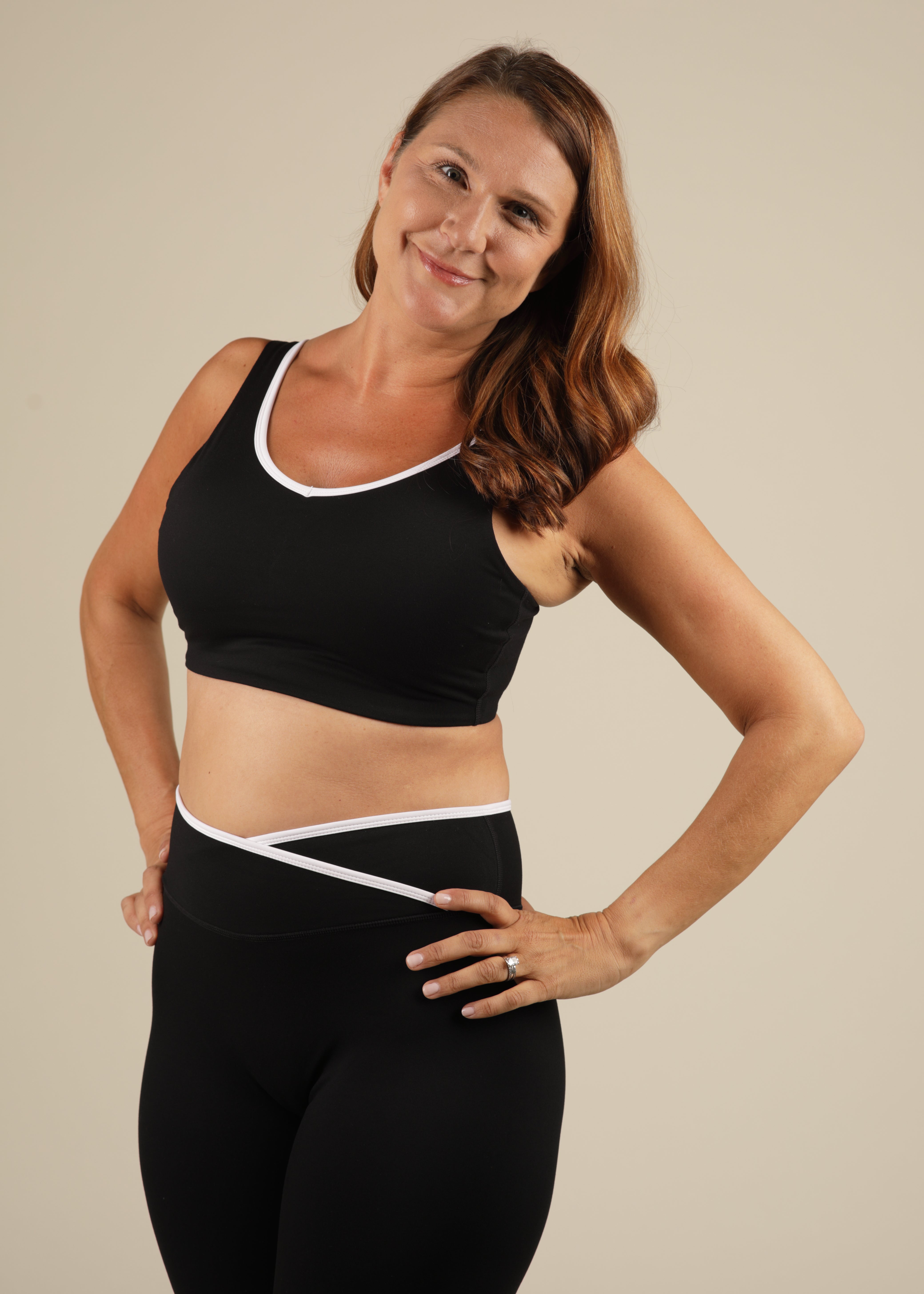 Cloud Luxe Black Everyday Sports Bra