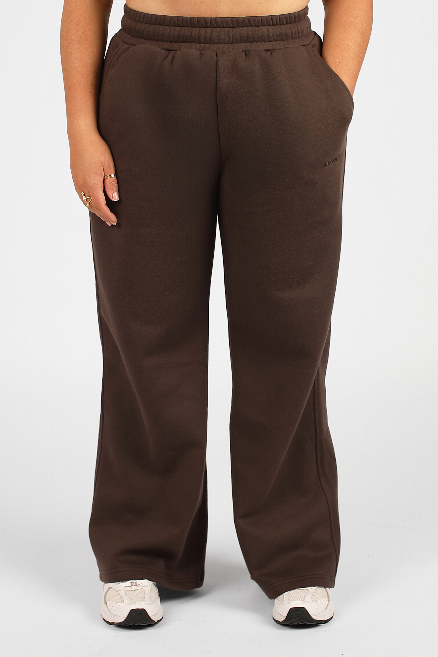 Coffee Wide Leg Jogger