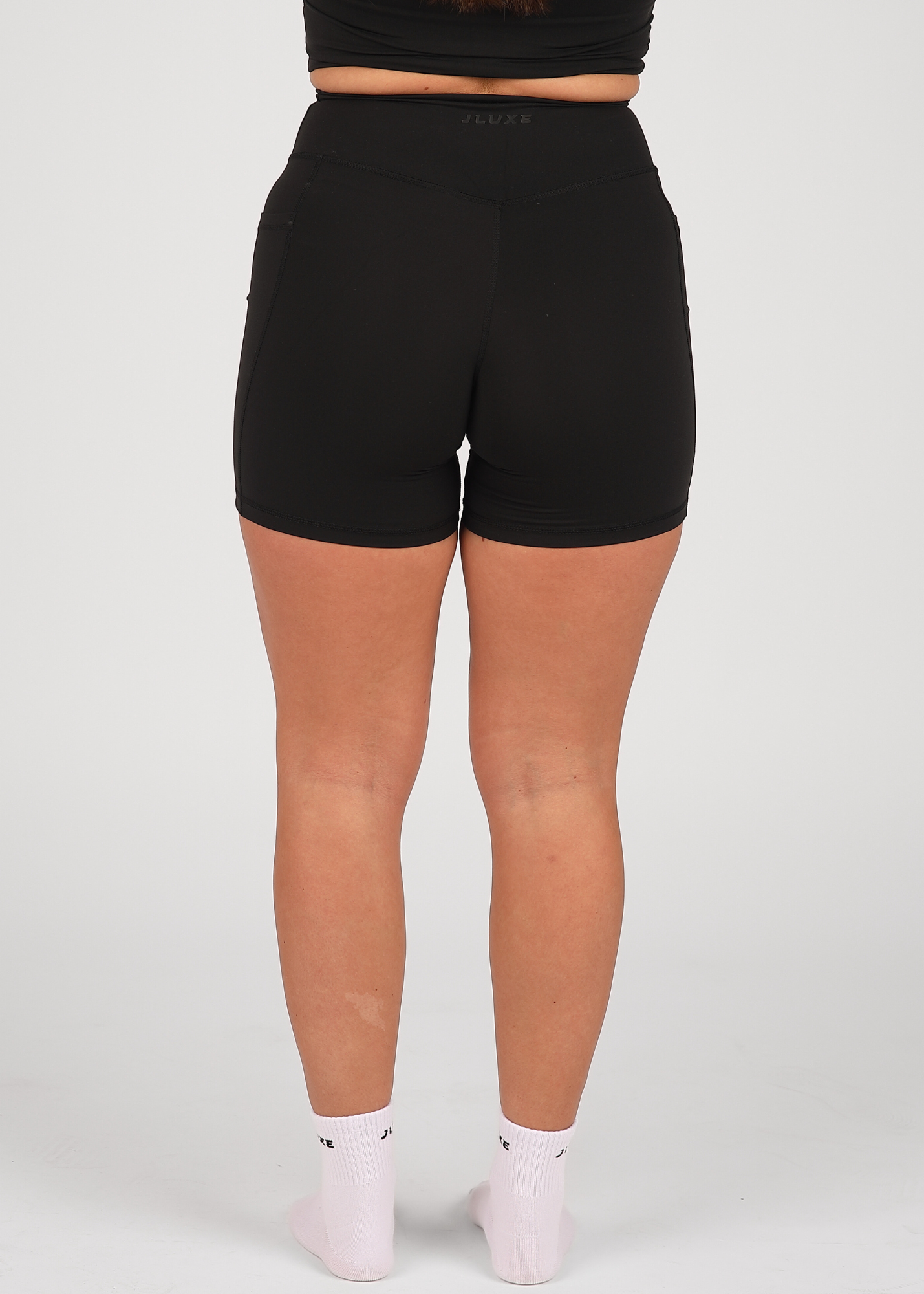 CloudLuxe Black Wrap Pocket  7" Shorts