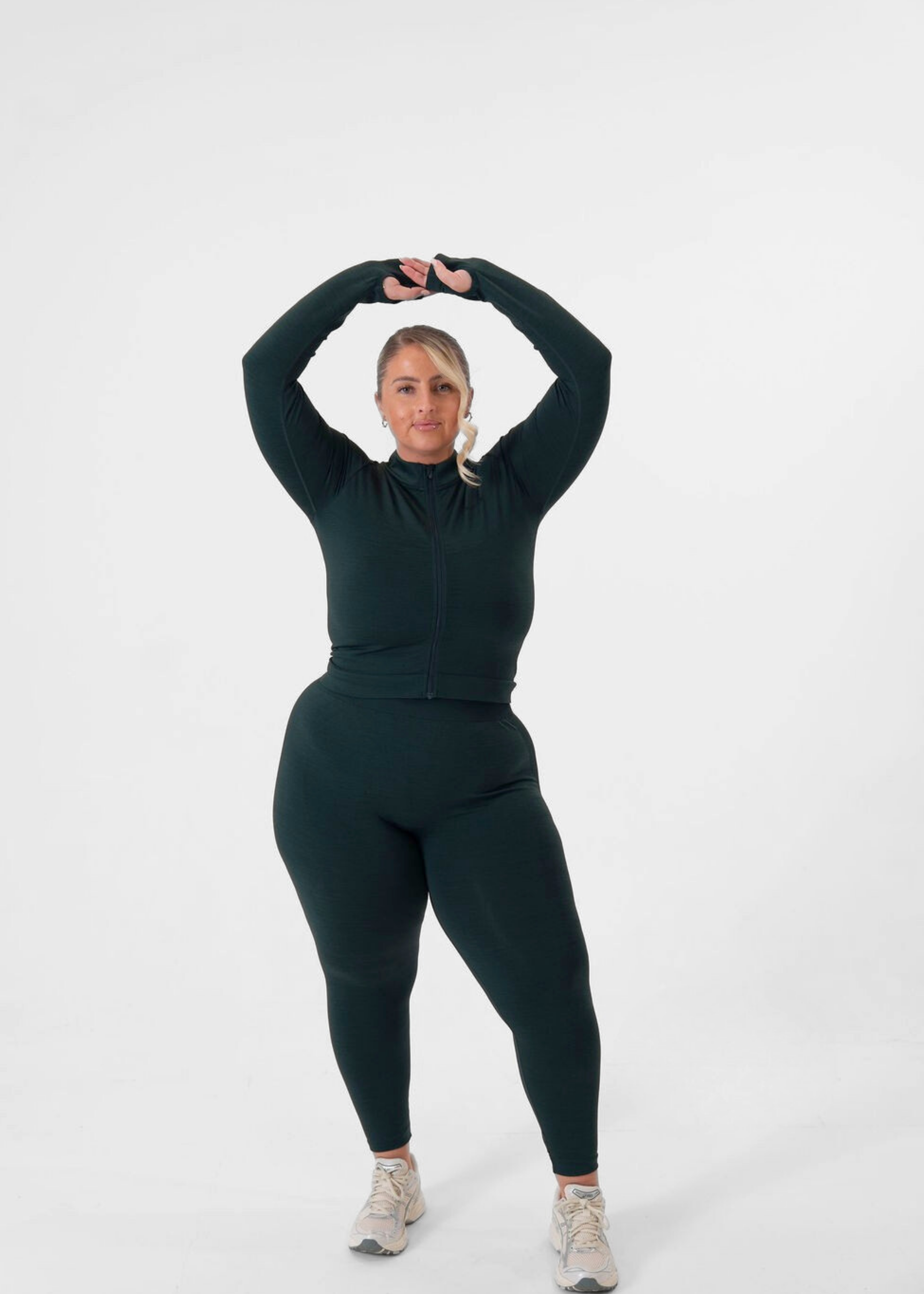 Avara Forest Seamless Cropped Zip Jacket