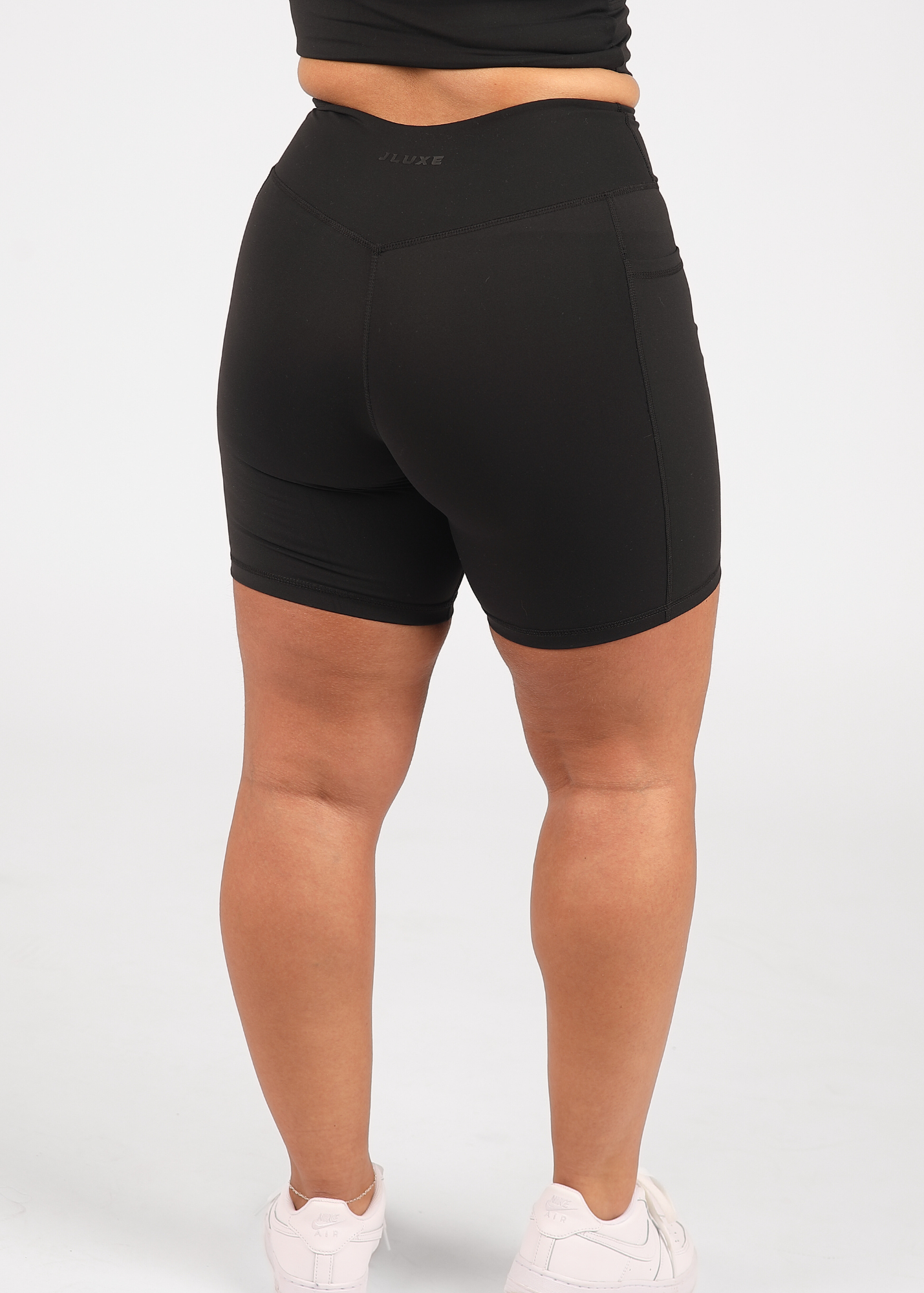 CloudLuxe Black Wrap Pocket  7" Shorts