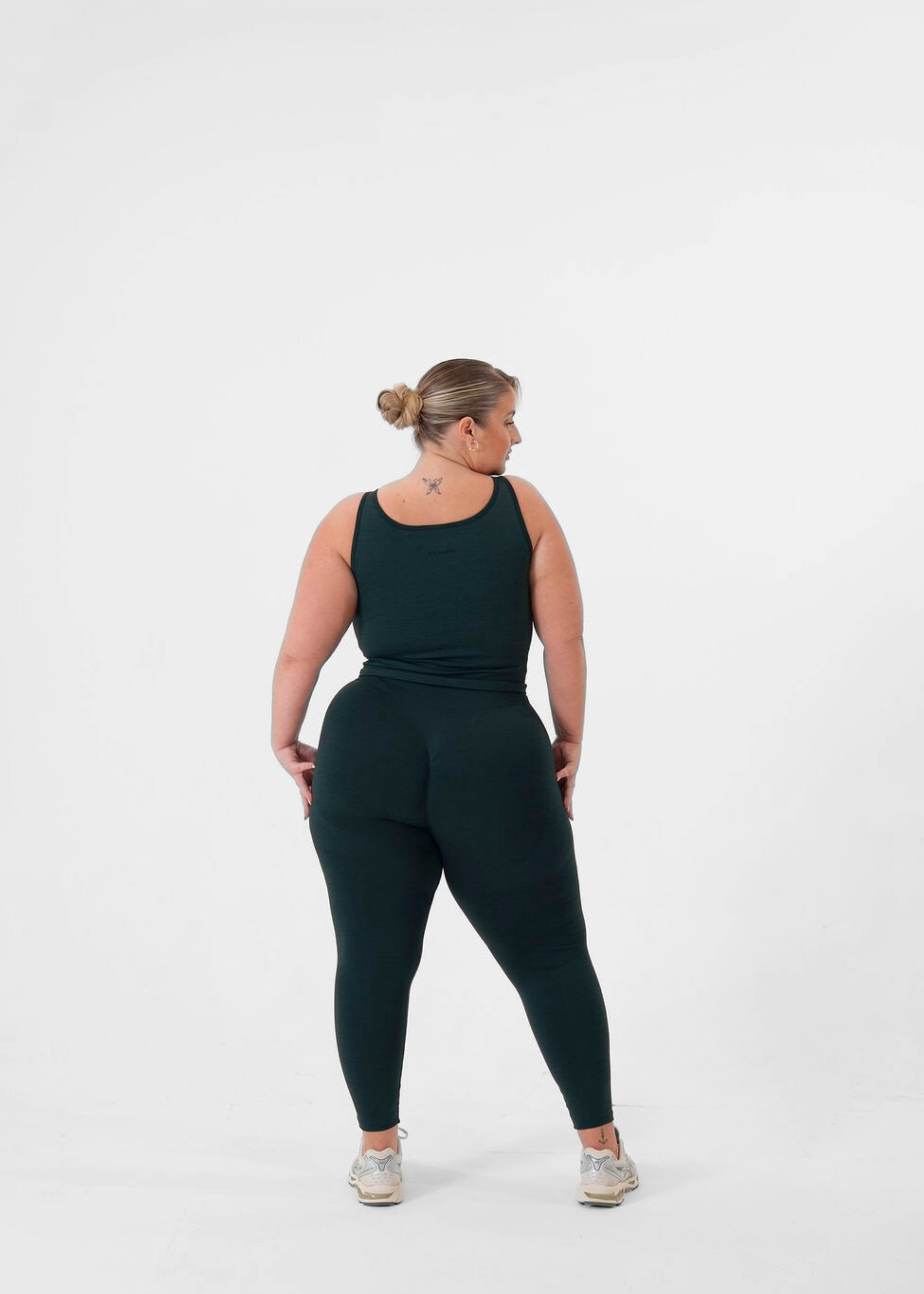 Avara Forest Seamless Reversible Tank