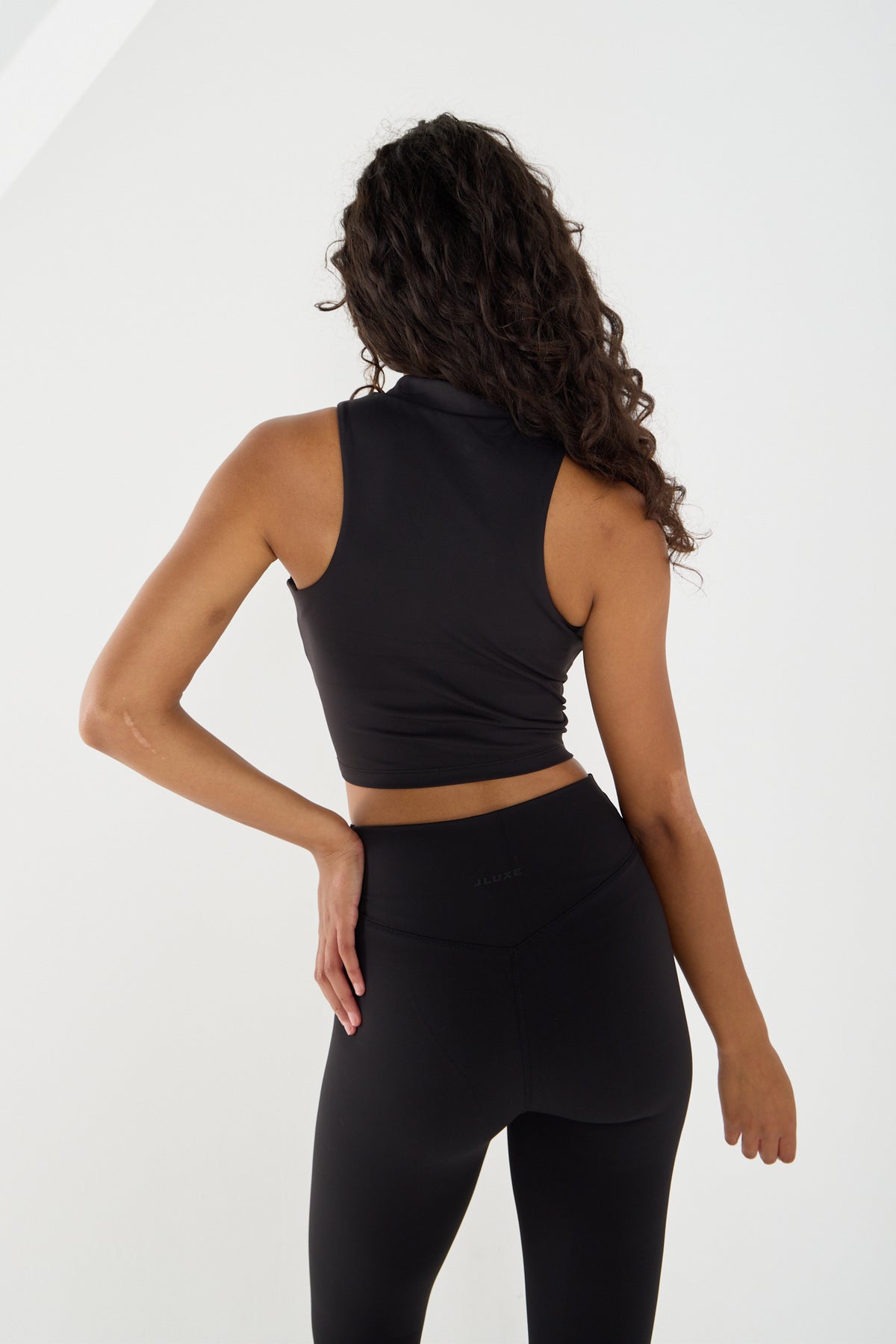 Cloud Sculpt Black High Neck Zip Sports Bra