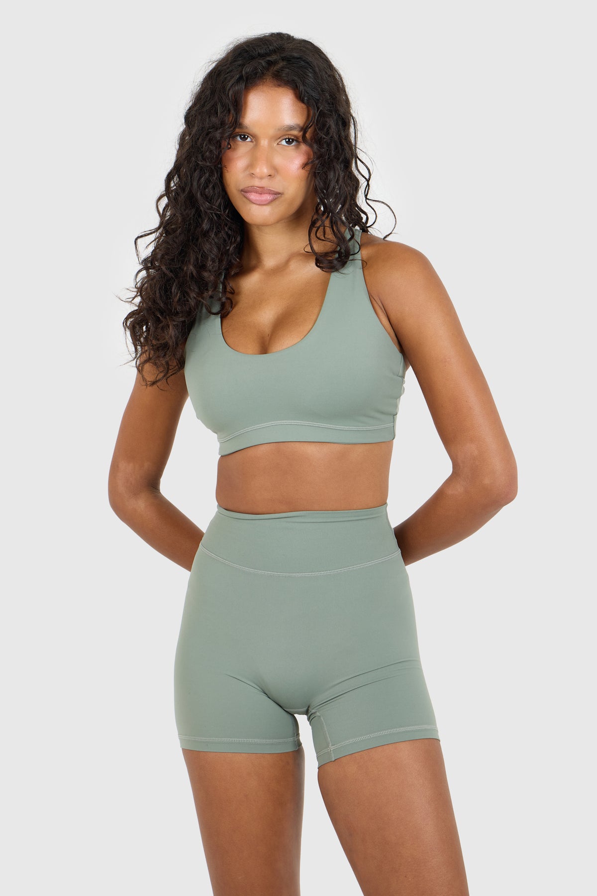 Cloud Sculpt Crossover Soft Sage Strap Bra