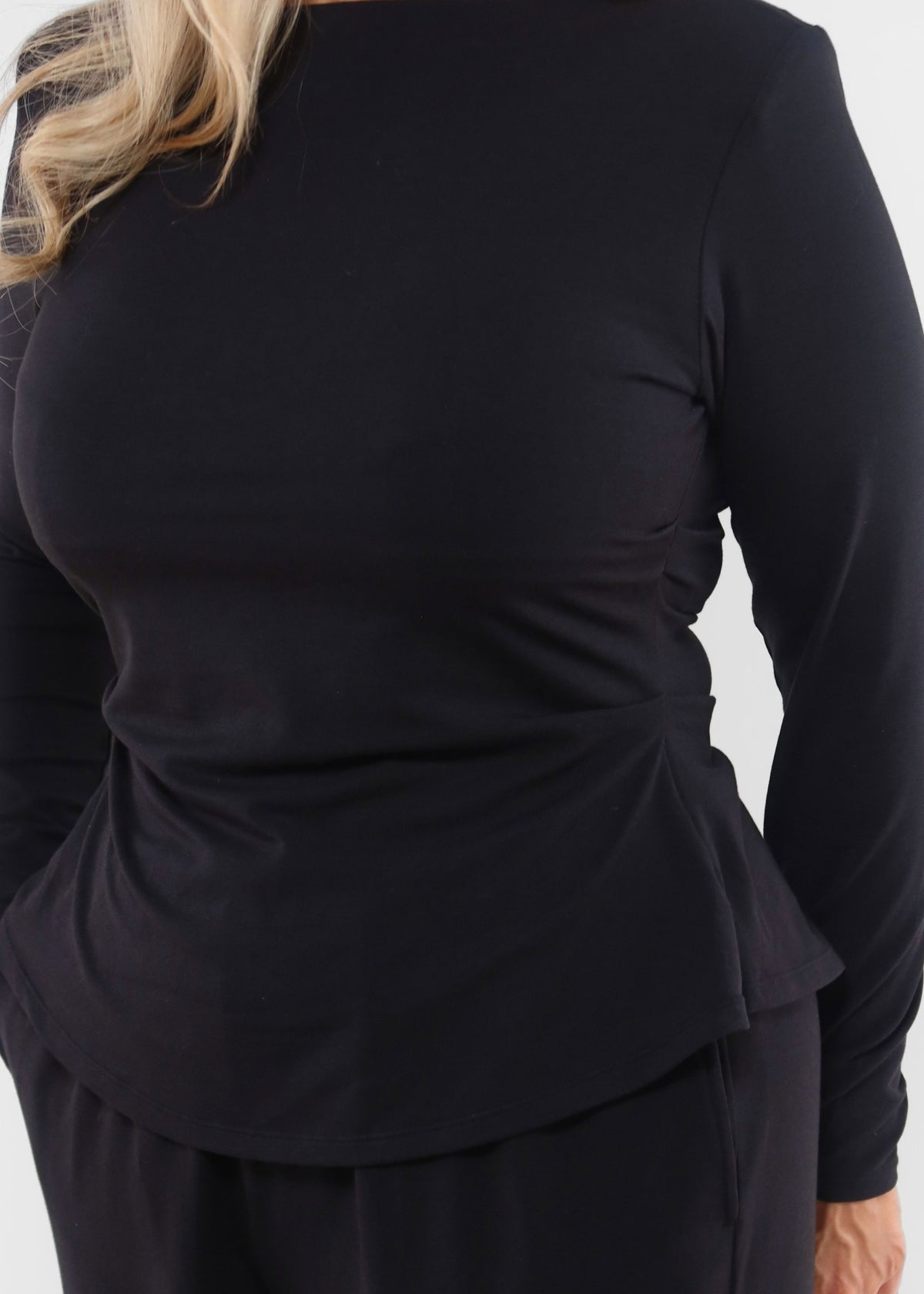 Refined Nara Structured Black Long Sleeve Top