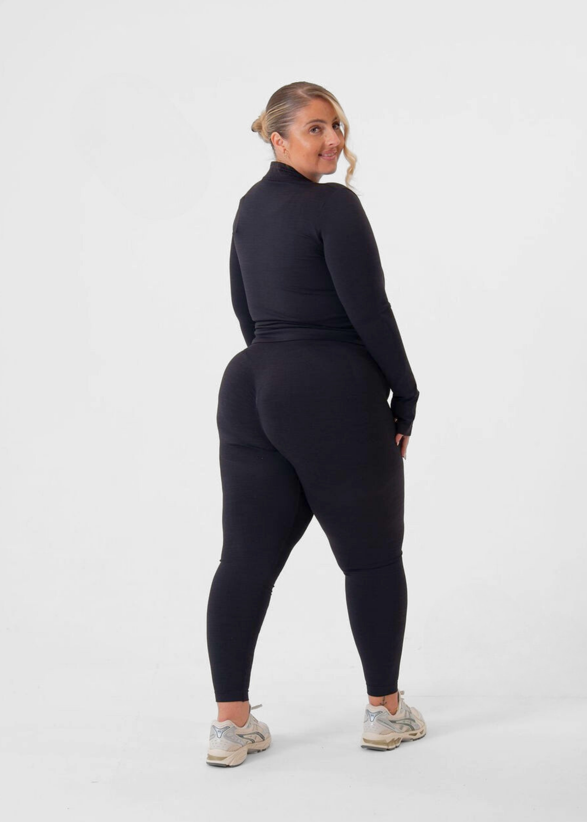 Avara Soft Charcoal High Waisted Seamless Leggings