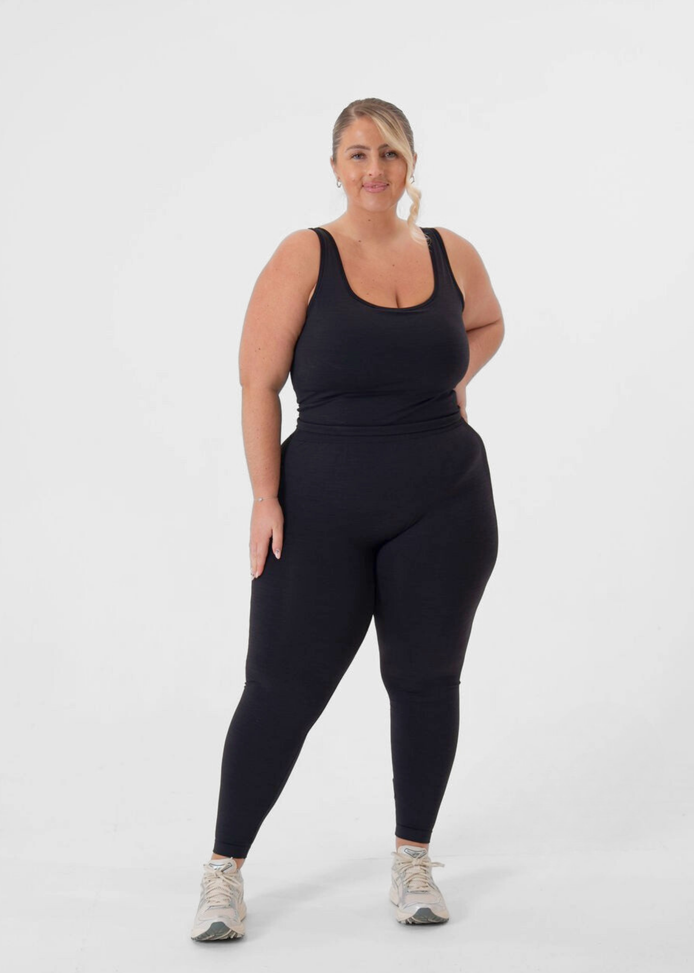 Avara Soft Charcoal Seamless Reversible Tank