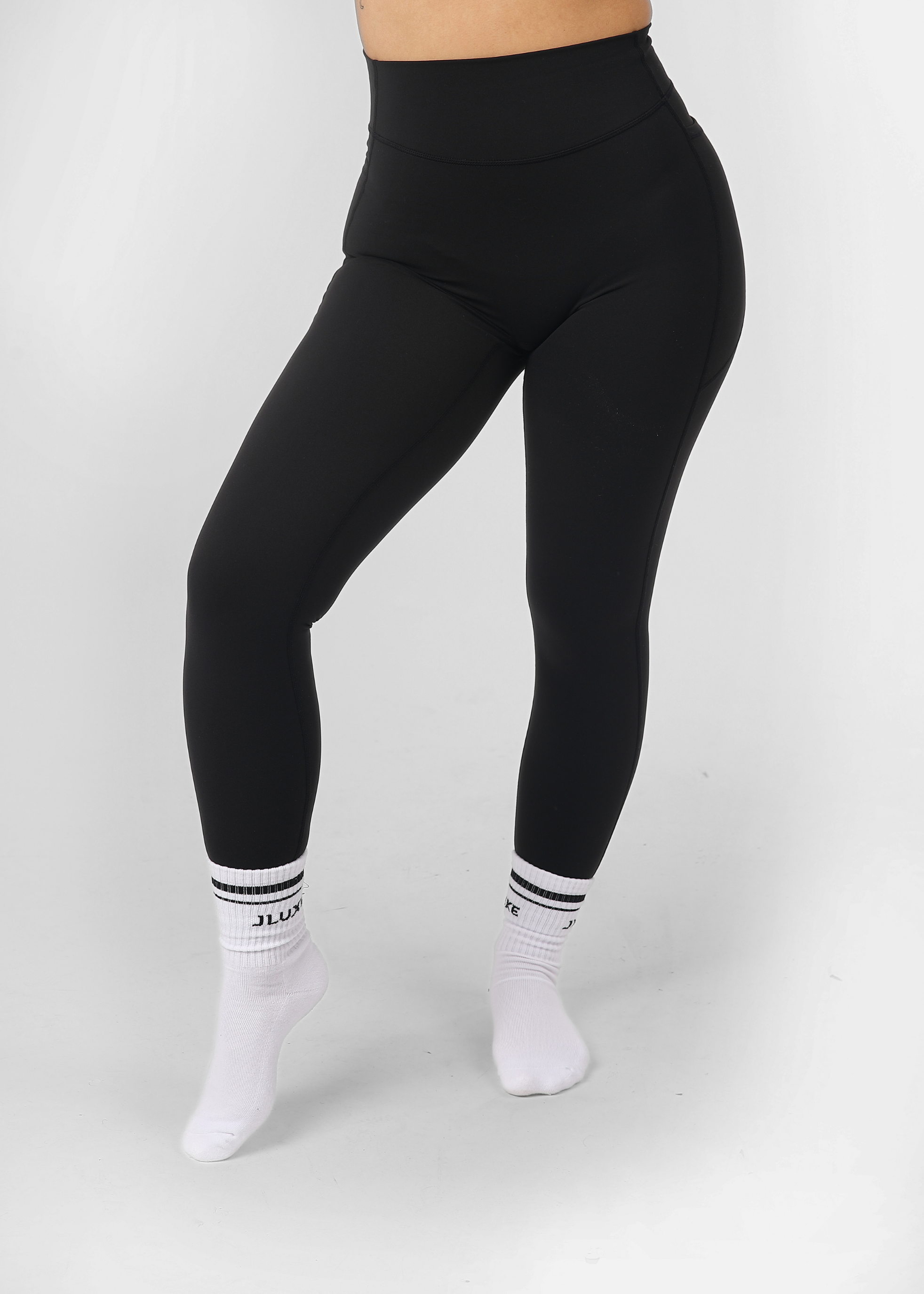 Soft Form Recycled Black Pocket Legging