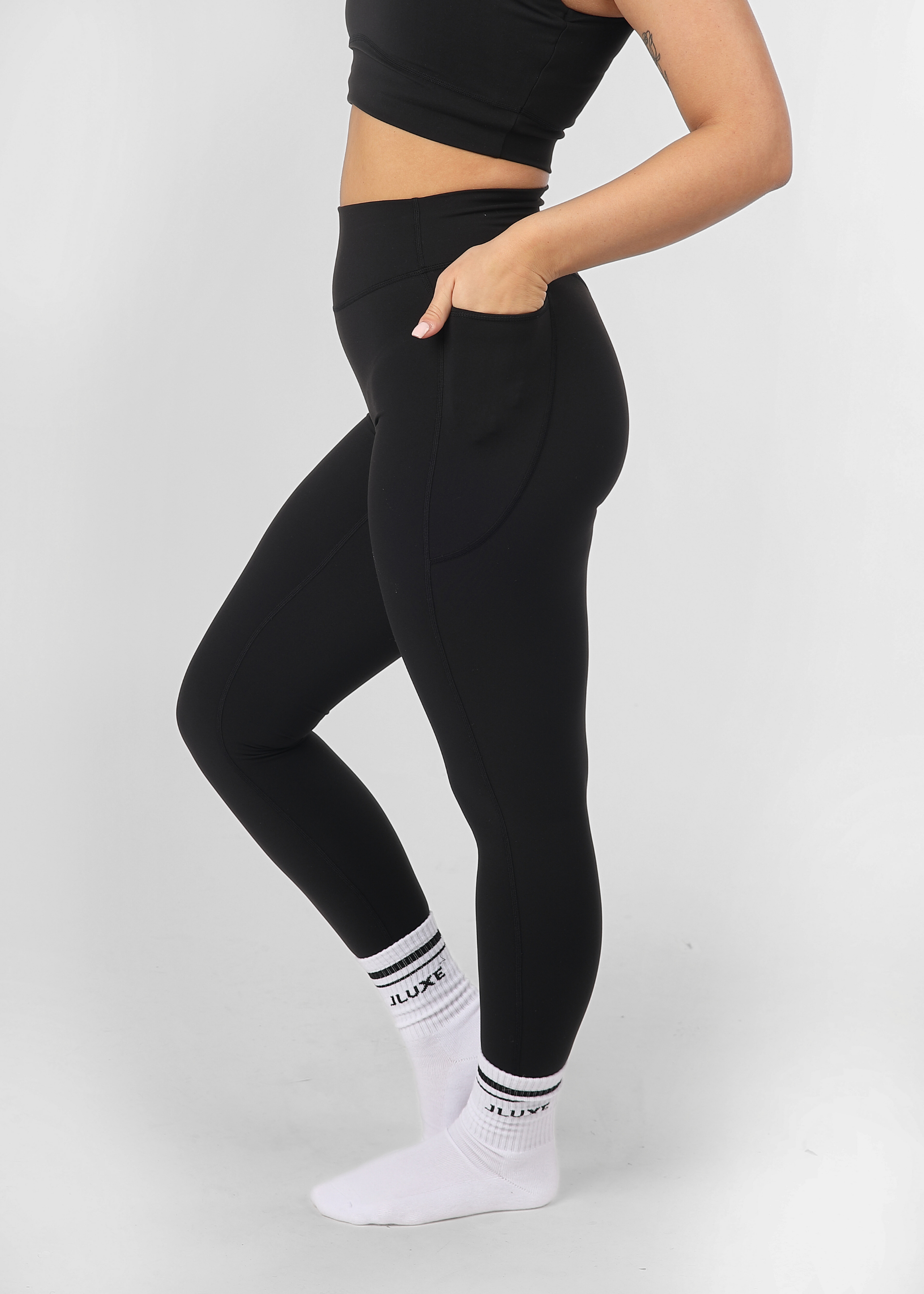 Soft Form Recycled Black Pocket Legging