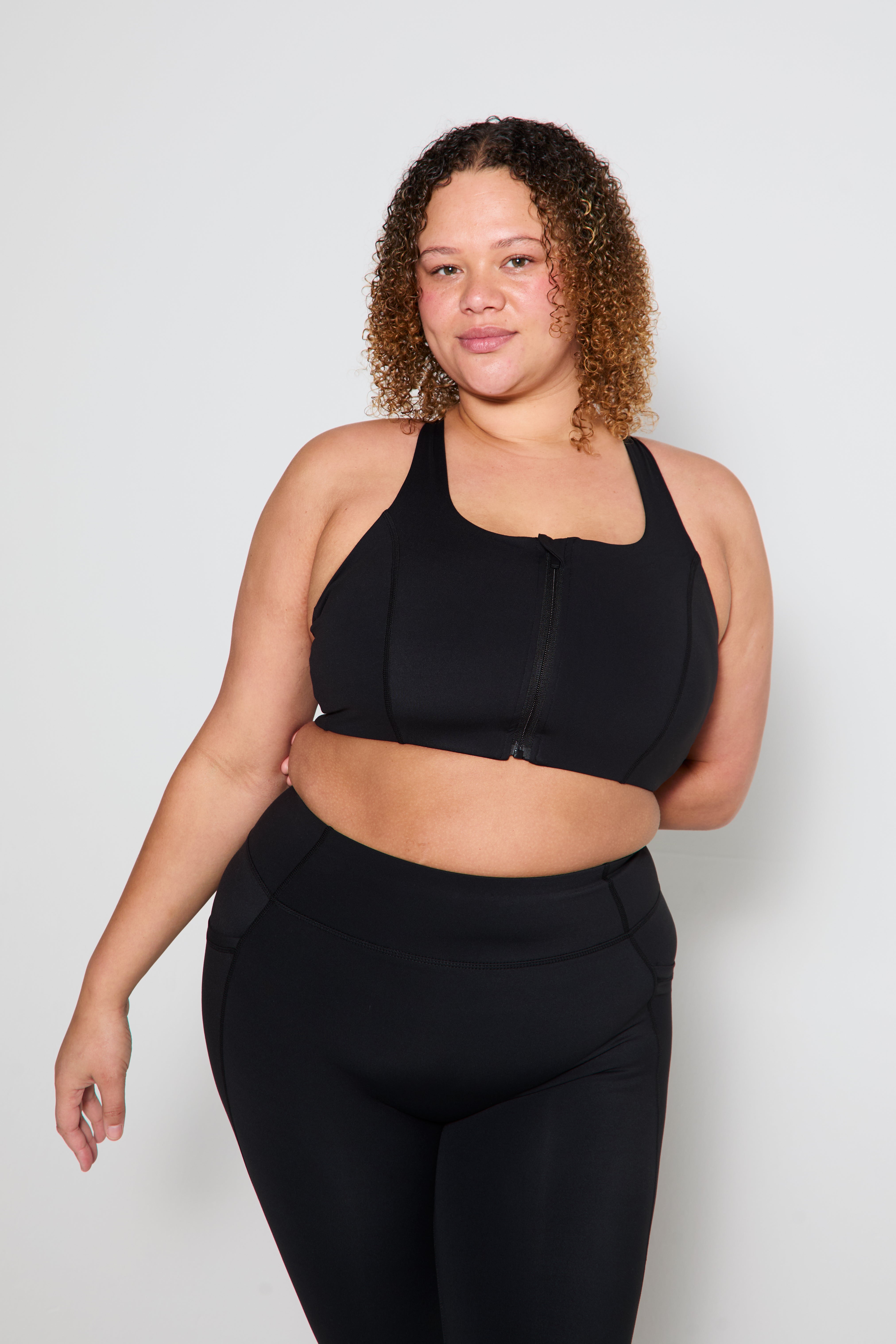 CloudLuxe Black Zip Sports Bra