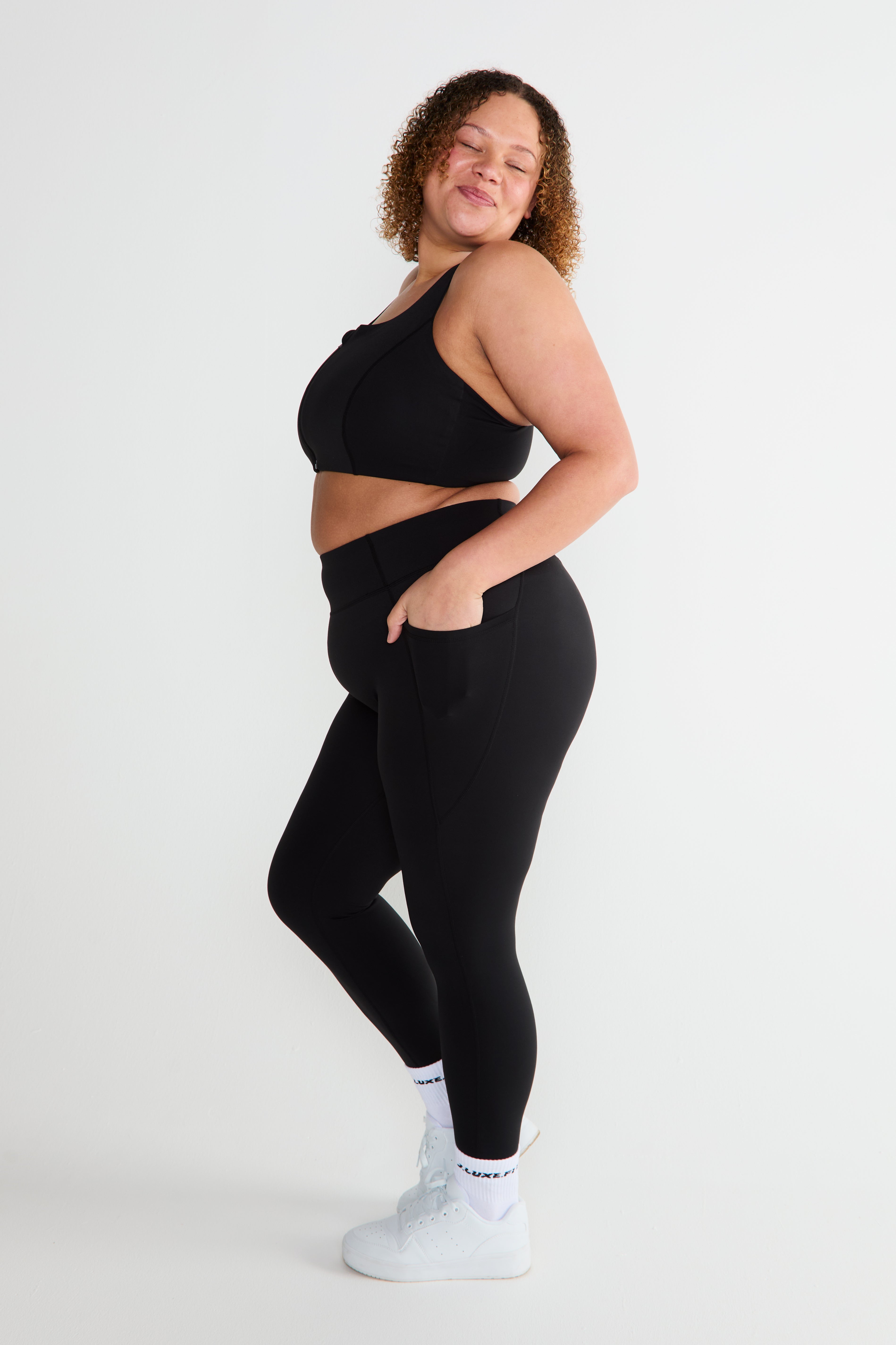 CloudLuxe Black Pocket Leggings