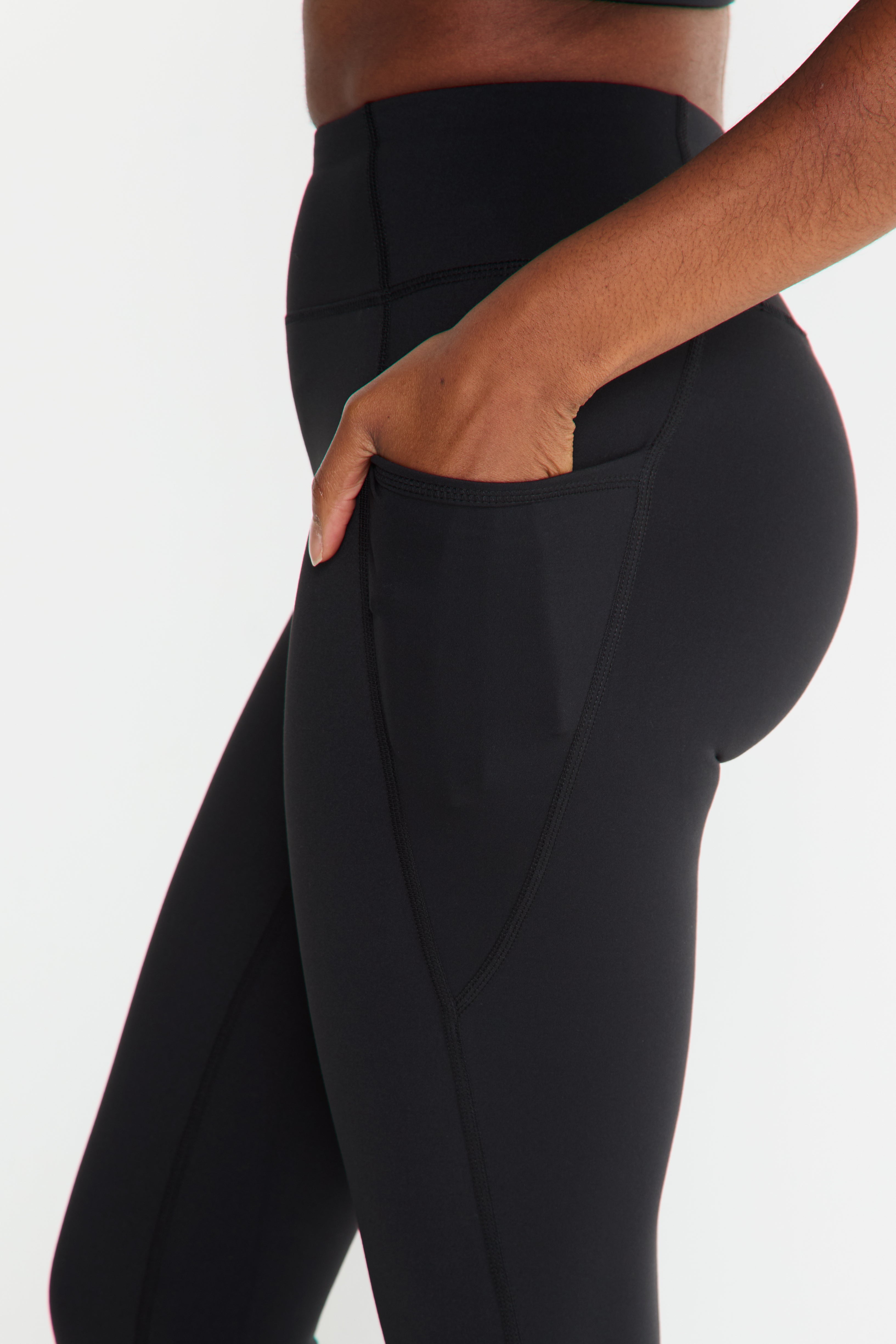 CloudLuxe Black Pocket Leggings