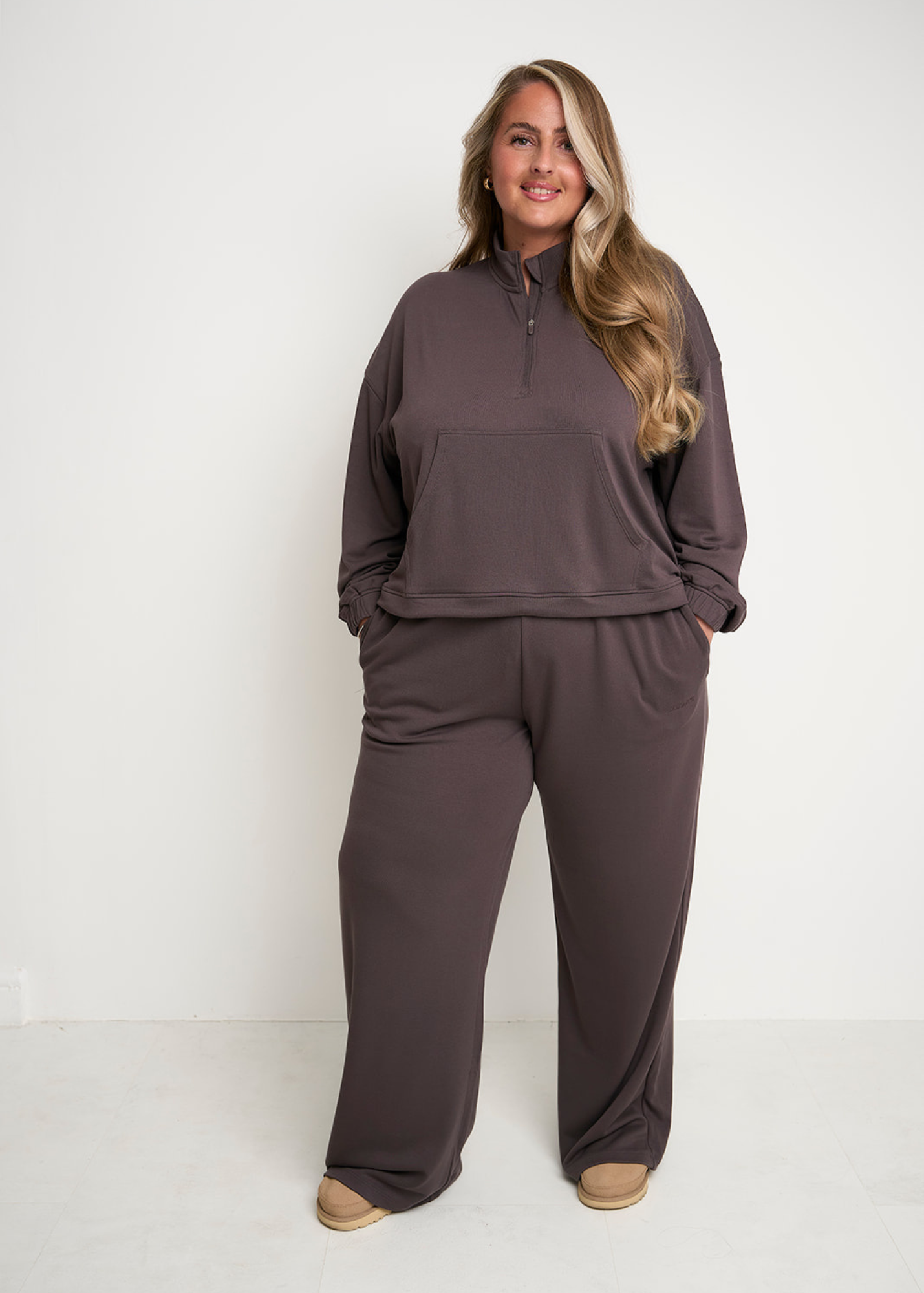 Soft Luxe Cocoa Quarter Zip Sweatshirt