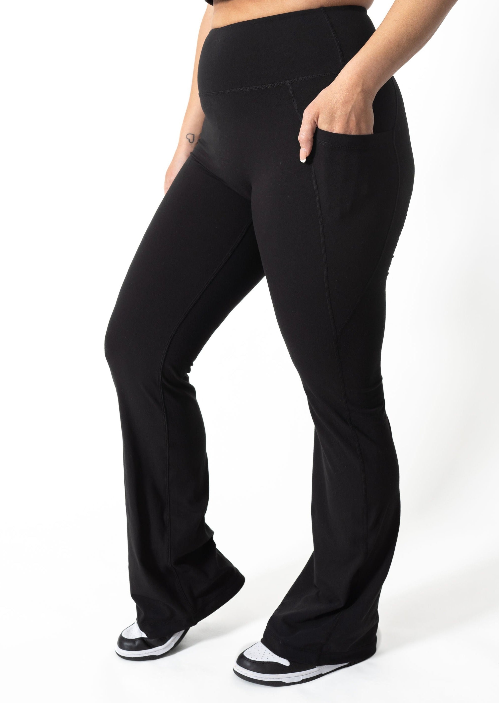 Basics Flared Yoga Pant With Pockets - J.LUXE.FIT