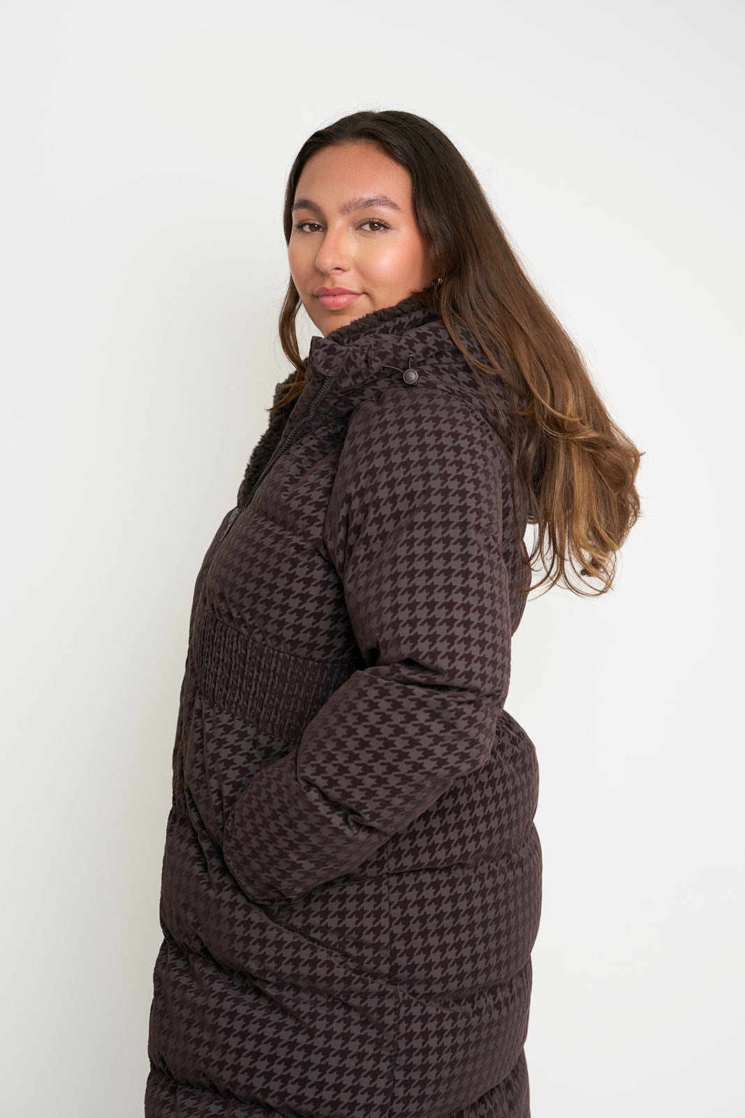 Contour Longline Coffee Houndstooth Puffer Coat