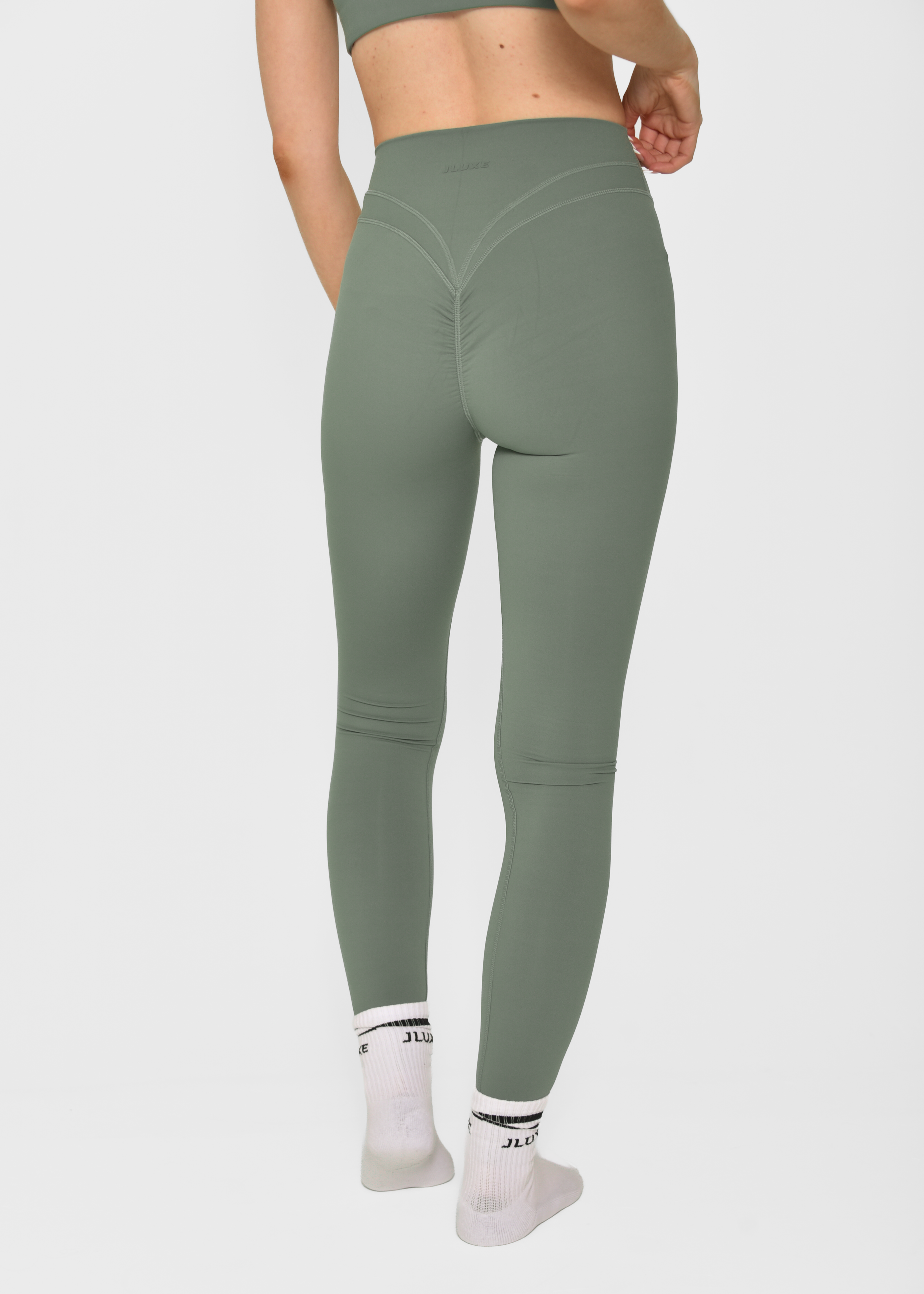 Cloud Sculpt Soft Sage Scrunch Legging