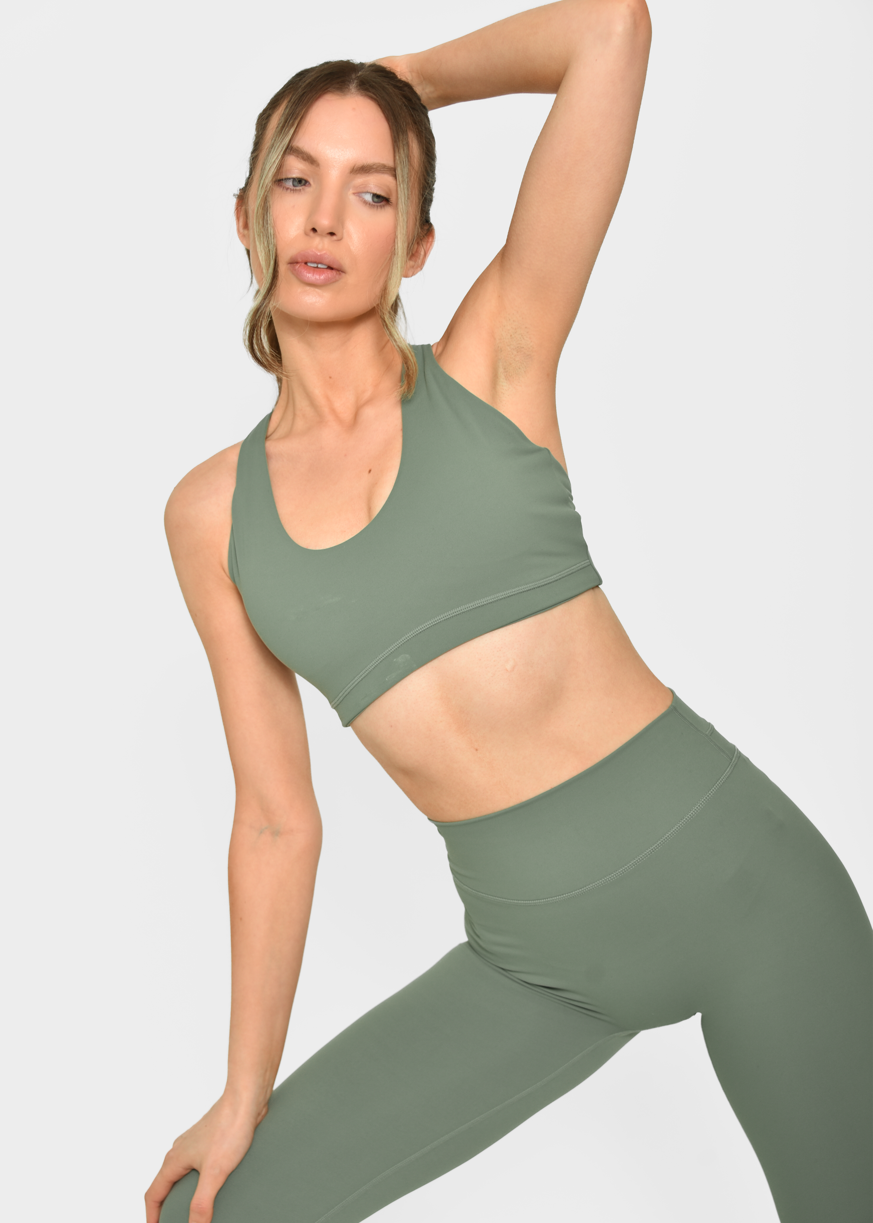 Cloud Sculpt Crossover Soft Sage Strap Bra