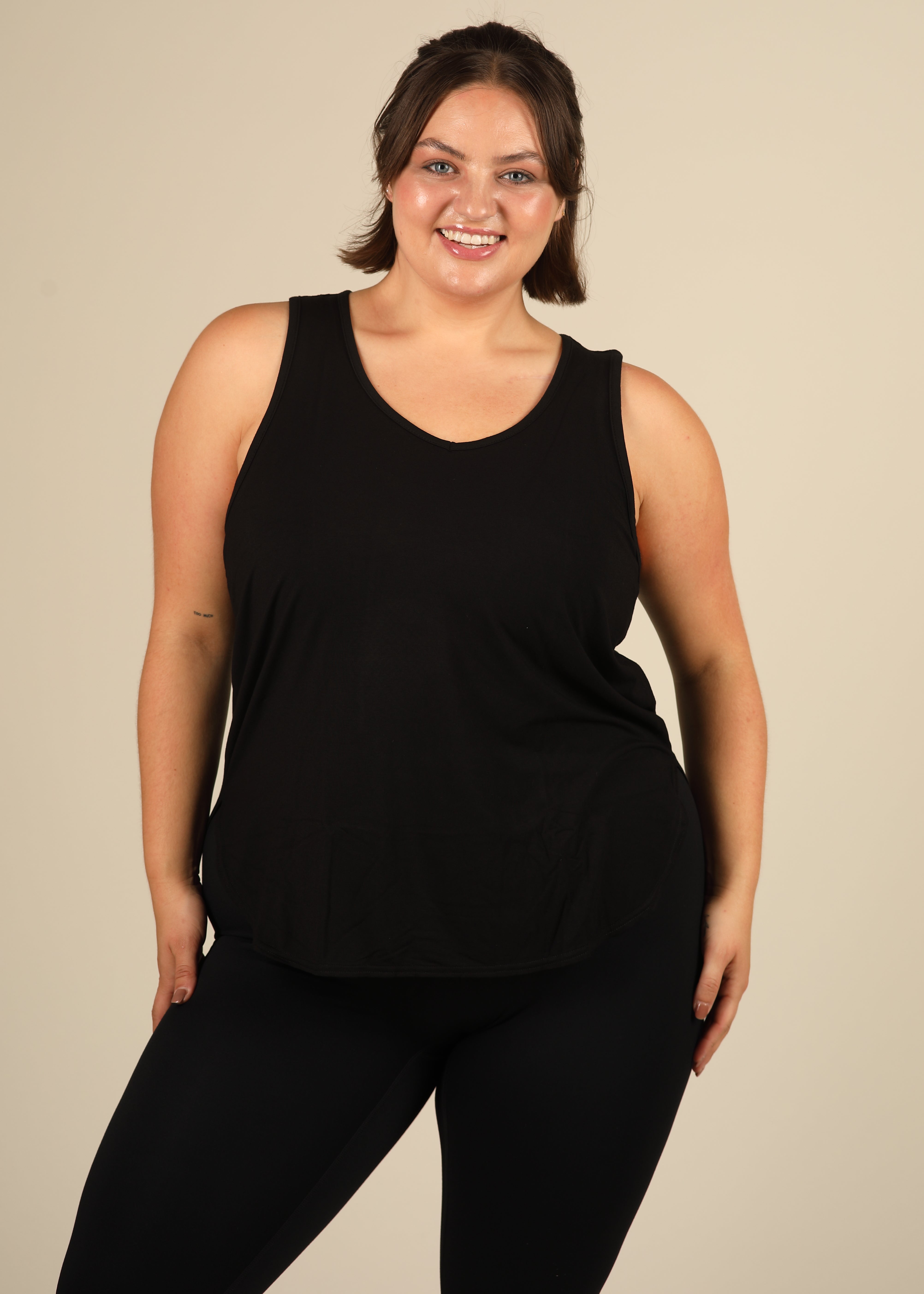 Full Length Flow Fit Vest