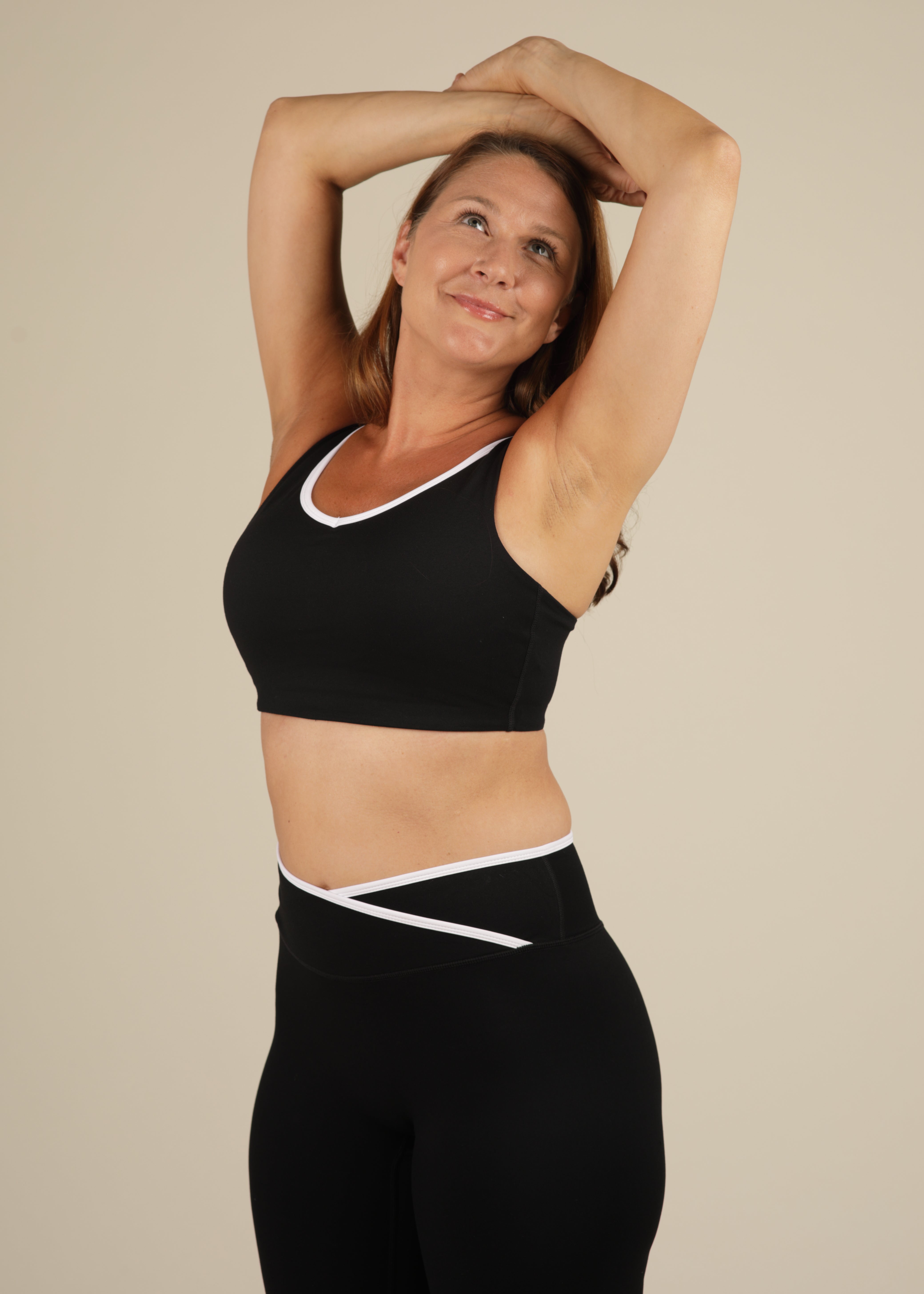 Cloud Luxe Black Everyday Sports Bra