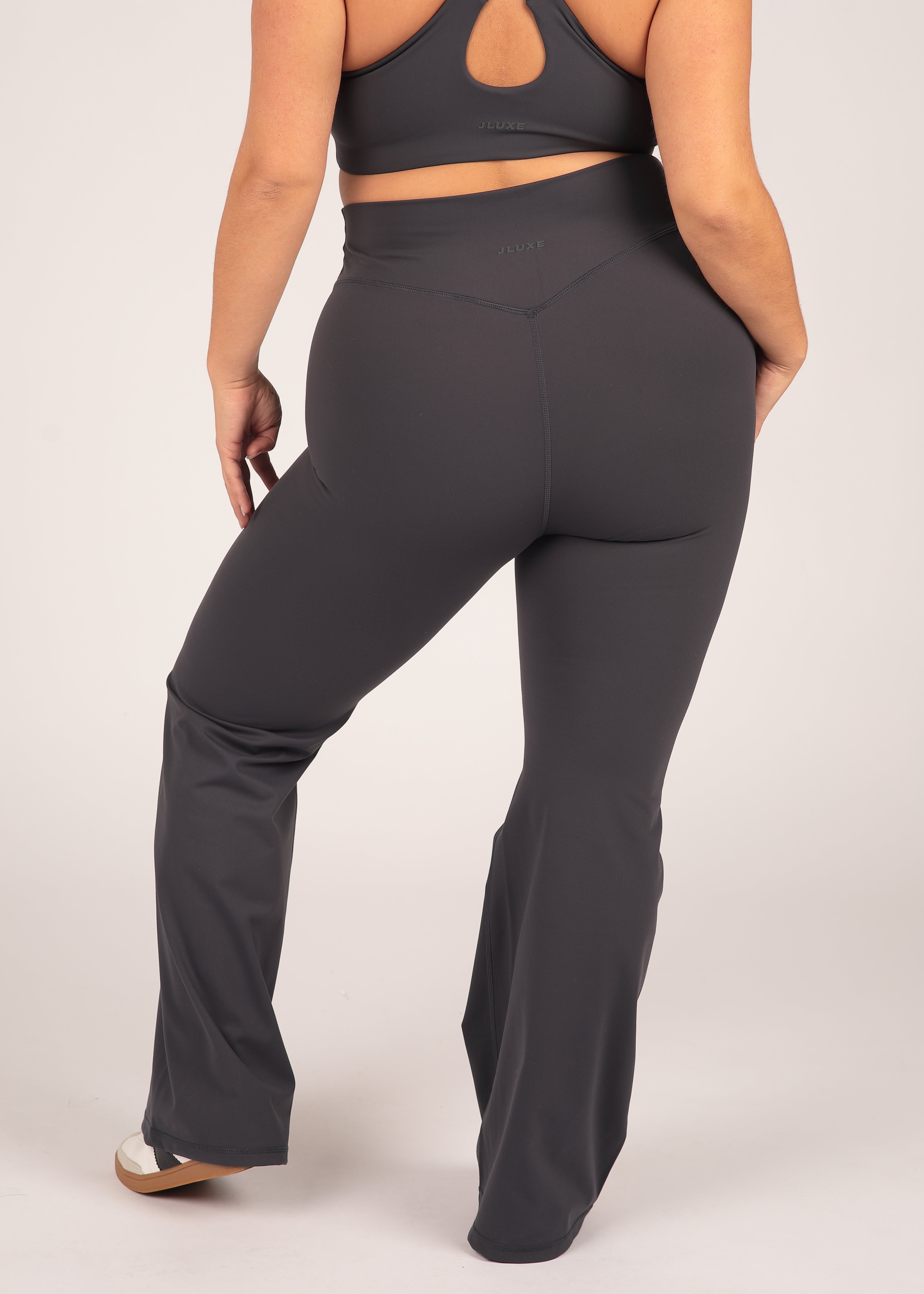 CloudLuxe Core Wrap Soft Charcoal Essential Flares