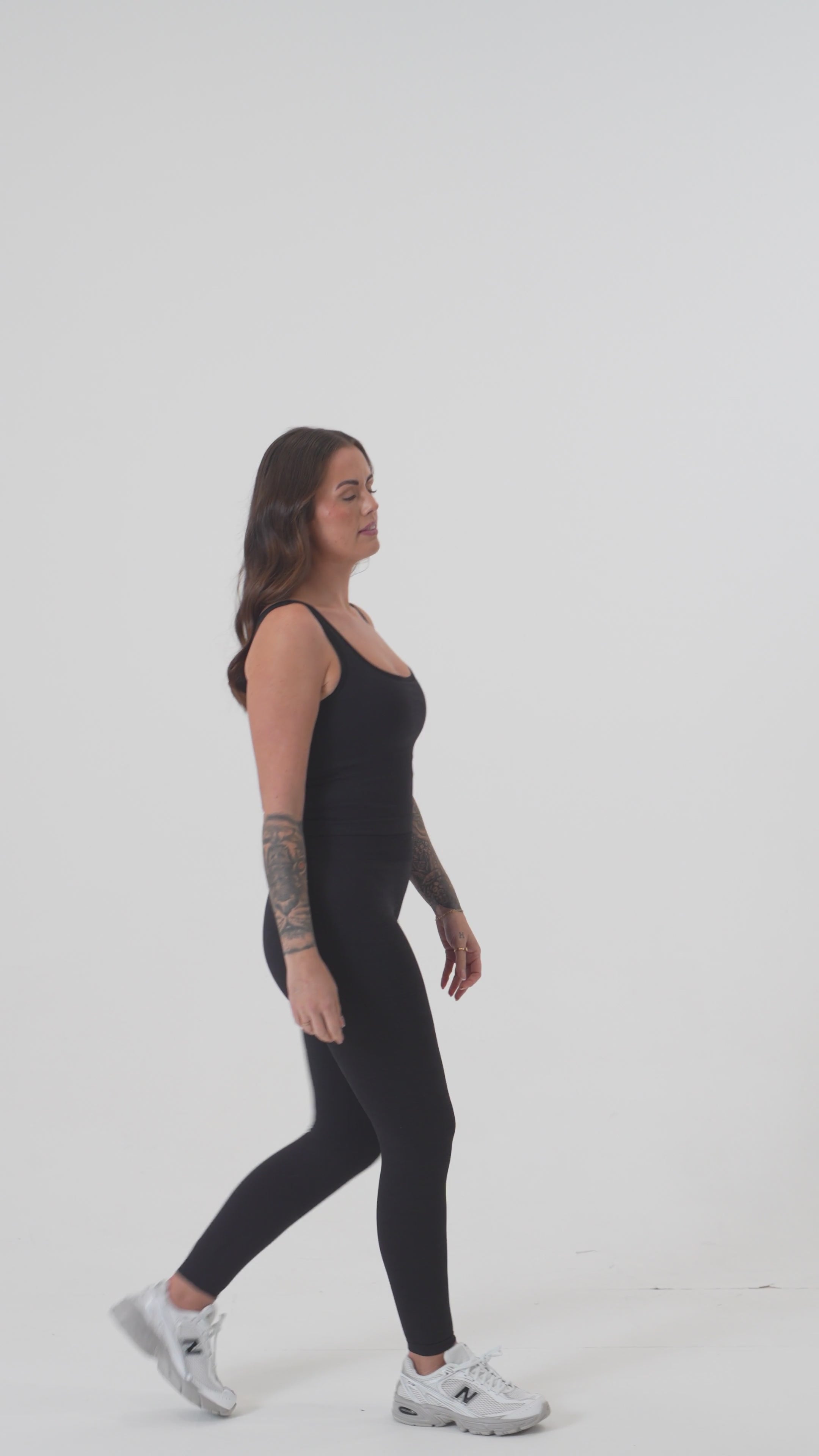 Charl (Miss Greedy) is 5ft 5, Cup size 32E, UK size 8 and wears a S
